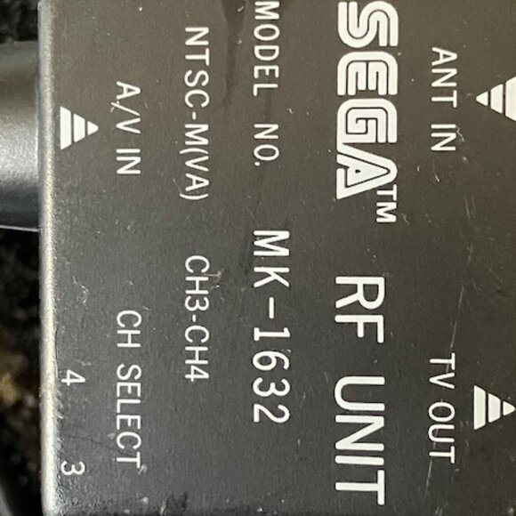 Sega Genisis game console - Picture 7 of 8